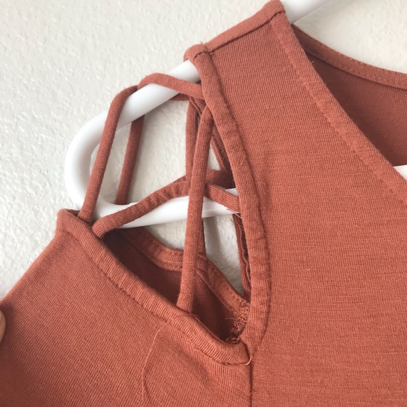 DRESS BUNDLE ✨ Rust Knee-Length Dress - Picture 2 of 3